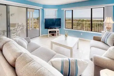 Image de Oceanfront Condo Ă droite sur la plage Ă Colony Reef Club 1201