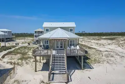 Image de Beach House - Magnifique 4 chambres Ă coucher Gulf Front Private Home, pour 10 personnes