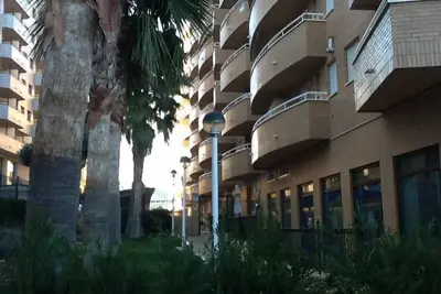 Image de Animaux appartement amical avec tout juste en face de la route de la Balneario