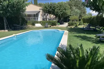Image de Belle villa avec sa piscine privée proche Aix en Provence