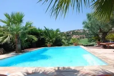 Image de Villa luxe quartier residentiel avec piscine vue golf