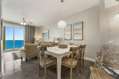 Image de The Perch at Grand Panama: Luxury Beachfront w / Gorgeous Views! Bassin. Jacuzzi. Wifi!