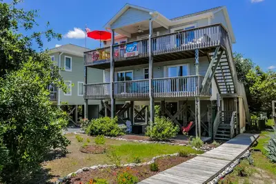 Image de Bluebird: 4 Br / 3 Ba maison Ă Topsail Beach, pour 9 personnes - Ocean to Sound Views!