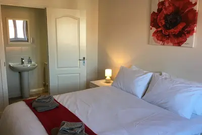 Image de Belle maison dans un endroit génial!