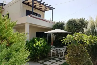 Image de Kokkini Hani belle famille Appartement à seulement 100 mètres de la mer.
