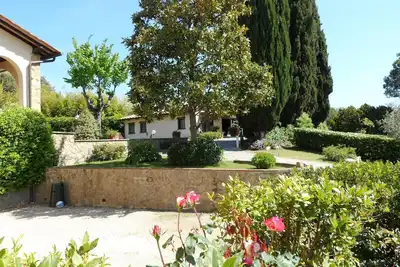 Cottage. Dependance Il Borraccio con vista giardino sulla campagna del Chianti.