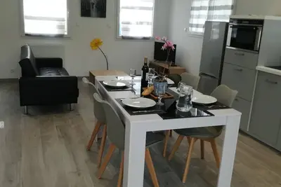Image de appartement Rdc 3***, jacuzzy et piscine hors-sol chauffée, 200m de la mer