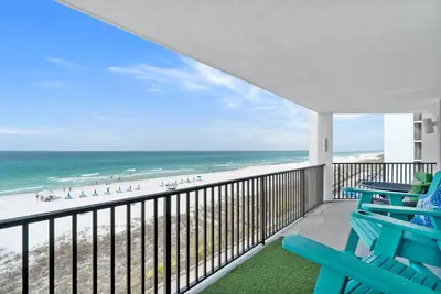 Image de 20% Off - Direct Beachfront - Piscine, bain à remous, plage - Pour toute la famille