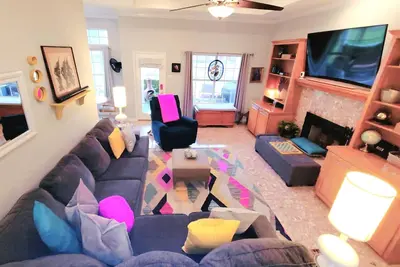 Image de ★ Lush Linens ★ Premium Tv ★ Commodités à gogo ★ Privé ★ Calme ★ Extra propre ★