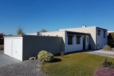 Image de Maison de vacances à Duhnen avec un grand jardin et beaucoup d'espace