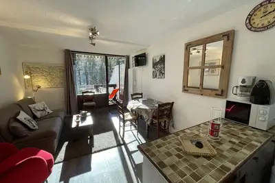 Image de Appartement à Saint-Chaffrey: Terrasse Sud, 4 Couchages, Parking, Casier à Ski