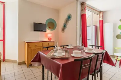 Image de Appartement 2p, balcon sud, proche Prorel et centre, 4-6 pers. , ski, 2 étoiles, Briançon