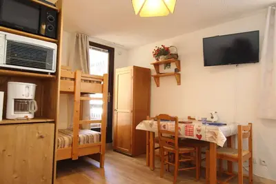 Image de Studio cosy à Saint-Chaffrey - 3 couchages, équipé, proche pistes ski, WiFi en option