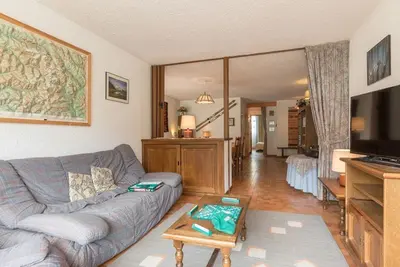 Image de Spacieux appartement à Serre-Chevalier pour 10 pers. , 4 ch. , balcons, parking, casier à ski