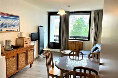 Image de Studio cosy 4 pers à La Salle-les-Alpes, 250m du télécabine, balcon et parking privé