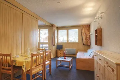 Image de Séjour montagne à Serre-Chevalier, appartement 4 pers. avec balcon, proche commerces.