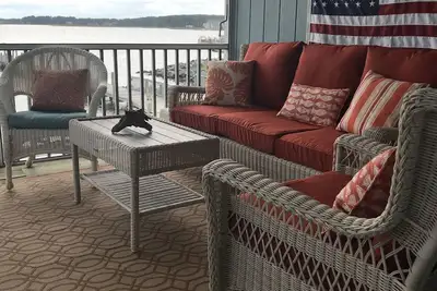 Image de Rehoboth Beach / Dewey Bay Front, 3 Br & Den 2. 5 Couchages De Bain 8 Belles Vues
