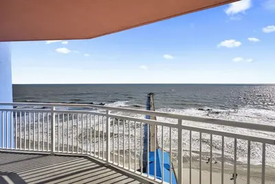 Image de Oceanfront 3br / 3ba Lockout Unit In Prince Resort