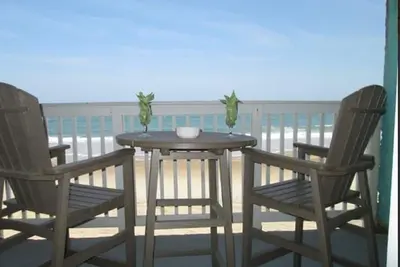 Image de Frais, propre, bord de l'océan Beach Condo À Obx 2 Chambre, 2 salles de bain