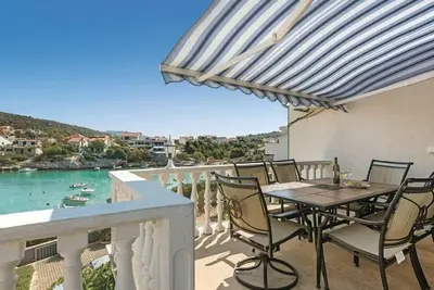 Image de Appartement de deux chambres avec la terrasse et la vue sur le mer Kanica, Rogoznica (A-4269-b)
