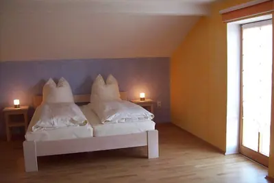Image de Grand appartement (110 m2) orienté au sud avec une cuisine confortable