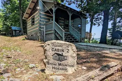 Image de Stone Mountain en Caroline du Nord Cascade Hideaway. . . plus proche du parc