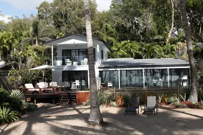 Image de Votre privée, face à l'océan sanctuaire de Oak Beach