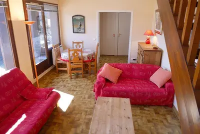 Image de Duplex F2 avec terrasse vue lac, parking et WiFi – Annecy