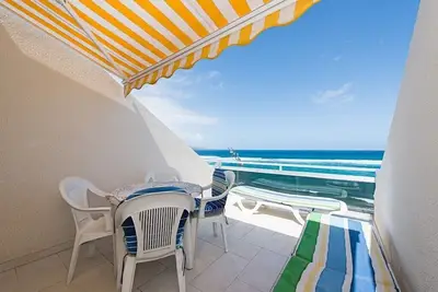 Image de Appartement en première ligne de la plage de Las Canteras. Wifi