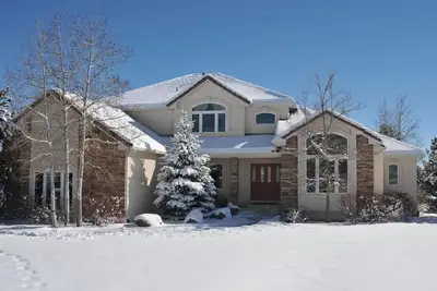 Image de Vues sur la montagne, grande maison géniale dans une communauté fermée