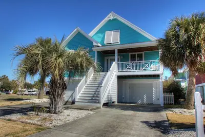 Image de Family Marées: 4 Br \/ 3. 5 Ba maison unifamiliale à Kure Beach, pour 10 personnes
