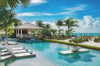 Image de Belle villa de style contemporain sur la plage