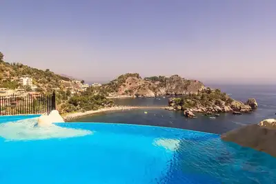 Image de Sea Life Taormina - Piscine à débordement