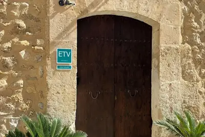 Image de Belle maison traditionnelle majorquine, dans une ville à flanc de colline, nouvelle piscine privée