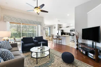 Image de Minnie's Escape Pool Home, piscine exposée sud-ouest, Wi-Fi gratuit, salle de jeux