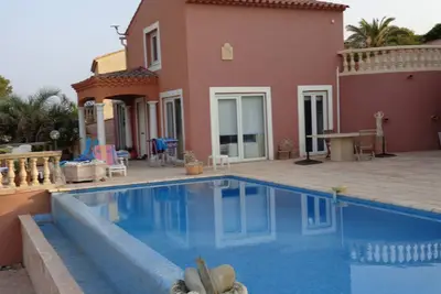 St Aygulf  Front Mer - Pisc -airco Max 2 pers)