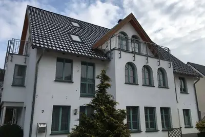 Image de Maison jumelée pour 11 personnes - Maison de vacances, maison jumelée à Seebad Ahlbeck