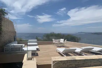 Image de Mas provençal- vue mer à 180° avec Piscine