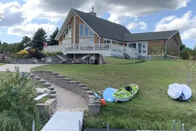 Image de 3 acres de propriété privée au bord de l'eau