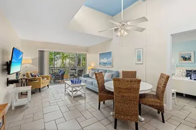 Image de Castle Beach # 22: 2 Br \/ 2 Ba Resort sur Longboat Key par Rva, 6 couchages
