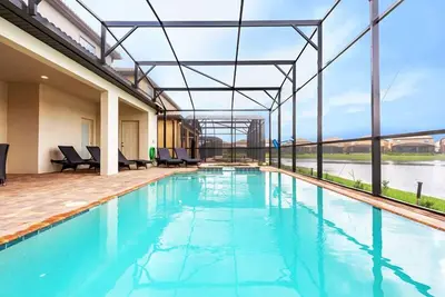 Image de Westside Deluxe | Pool House 8 chambres avec salle de jeux / médias