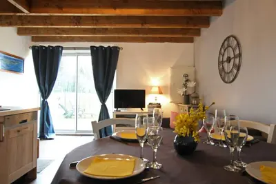 Image de Charmante maison près de la baie du Mont St-Michel, idéale pour couples ou familles, jardin privé, parking