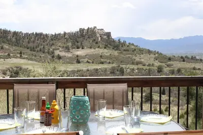 Image de Vues incroyables et minutes de confidentialité des principales attractions de Co Springs