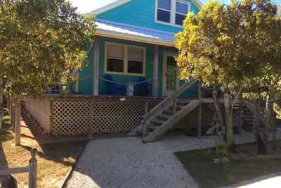 Image de Blue Sargasso Cottage, Man O War 3br \/ 3ba avec Dock à proximité