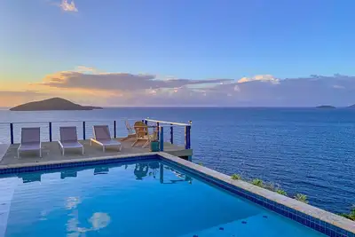 Image de Sunrise & Sunsets De La Zone De Pont<br>5 Bed / 4 Bains Tarifs Sont Pour La Maison ENTIÈRE <br>
