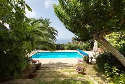Image de Villa De Charme Proche De La Mer, Vue Mer. Piscine CLIMATISÉE. Ac Et Wifi Gratuit