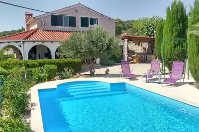Image de Maison pour la famille avec la piscine Skrip, Brac (K-5673)