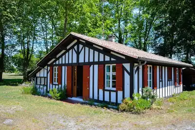 Image de Maison typiquement landaise pour 6 Ă 8 personnes sur la commune de Bias