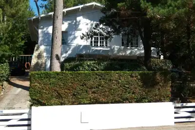 Image de Pyla Sur Mer Villa 150m2 Vue Sur Le Bassin D'Arcachon 5 Chambres 250m De La Plag