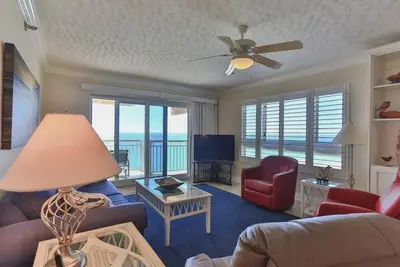Image de Vues inoubliables ~ Condo en bord de mer